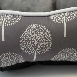 Ibanez Cama Cuadrada Para Perros Y Gatos Winter Trees Grande 85 X 65 X (alt)28 Cm 85 Cm X 65 Cm X 28 Cm 7 Ibanez Cama Cuadrada Para Perros Y Gatos Winter Trees Grande 85 X 65 X (alt)28 Cm 85 Cm X 65 Cm X 28 Cm -Tienda barata Tiendanimal 3e5cc0d784ab474db6d8b3aba3b01deb